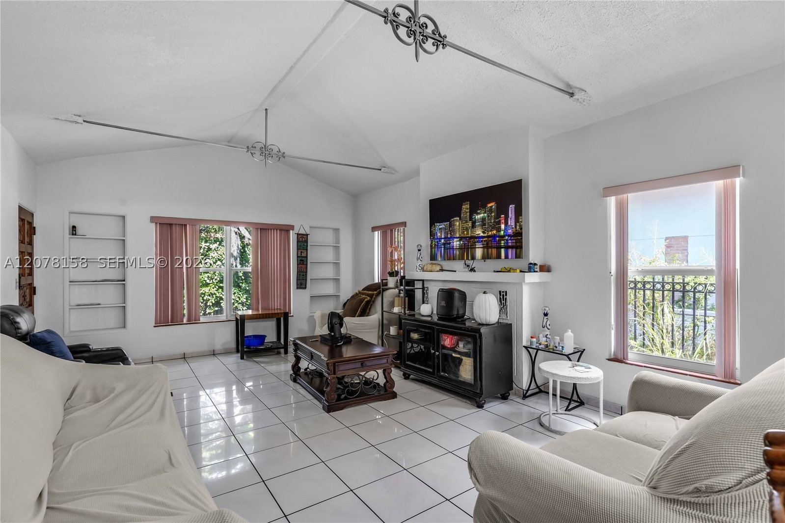 Real estate property located at 4727 1st Ct, Miami-dade, Shadowlawn, Miami, FL