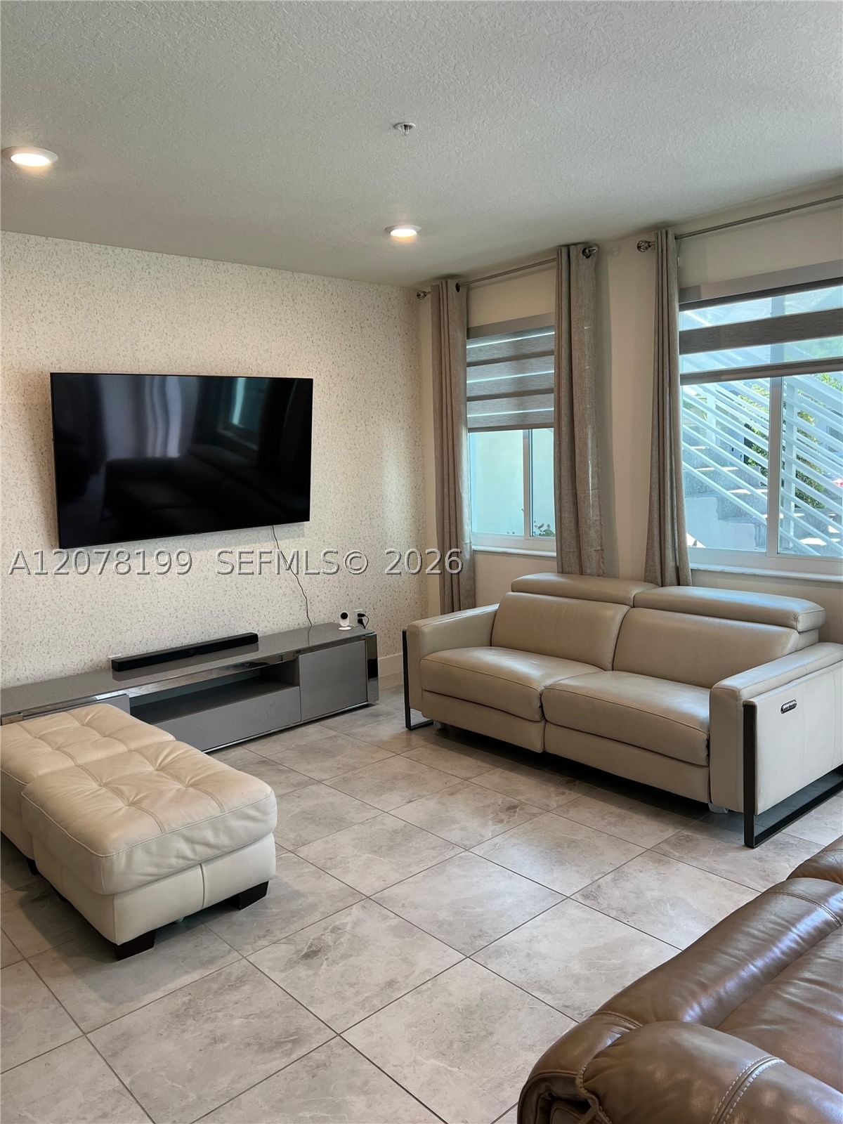 Real estate property located at 6421 102nd Path #101, Miami-dade, Landmark At Doral Condo N, Doral, FL