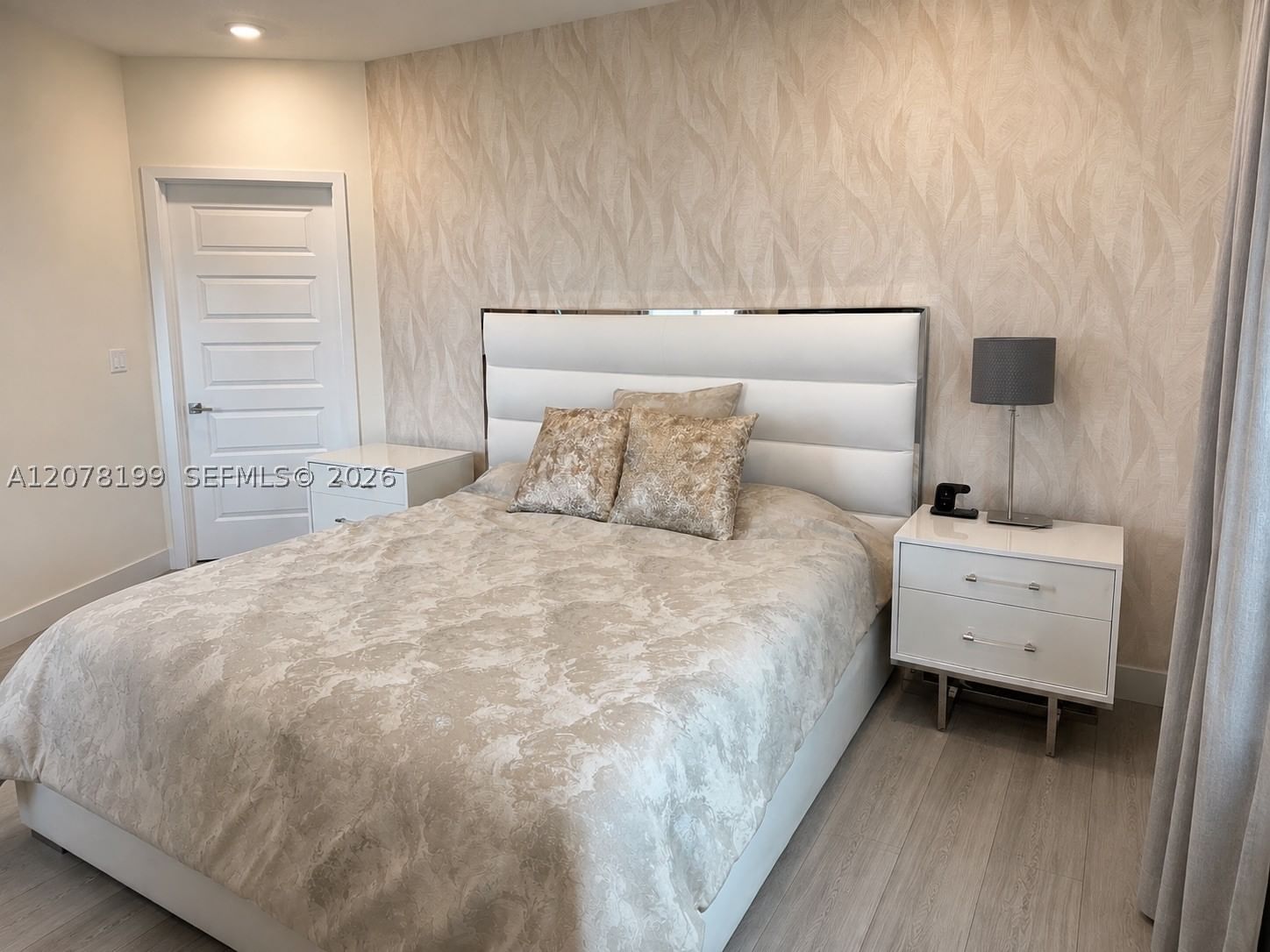 Real estate property located at 6421 102nd Path #101, Miami-dade, Landmark At Doral Condo N, Doral, FL