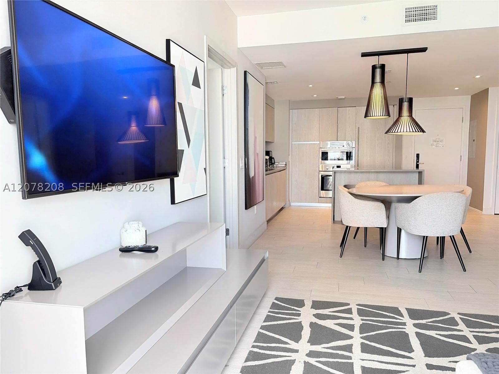 Real estate property located at 4010 Ocean Dr R1103, Broward, 4010 South Ocean Condo, Hollywood, FL