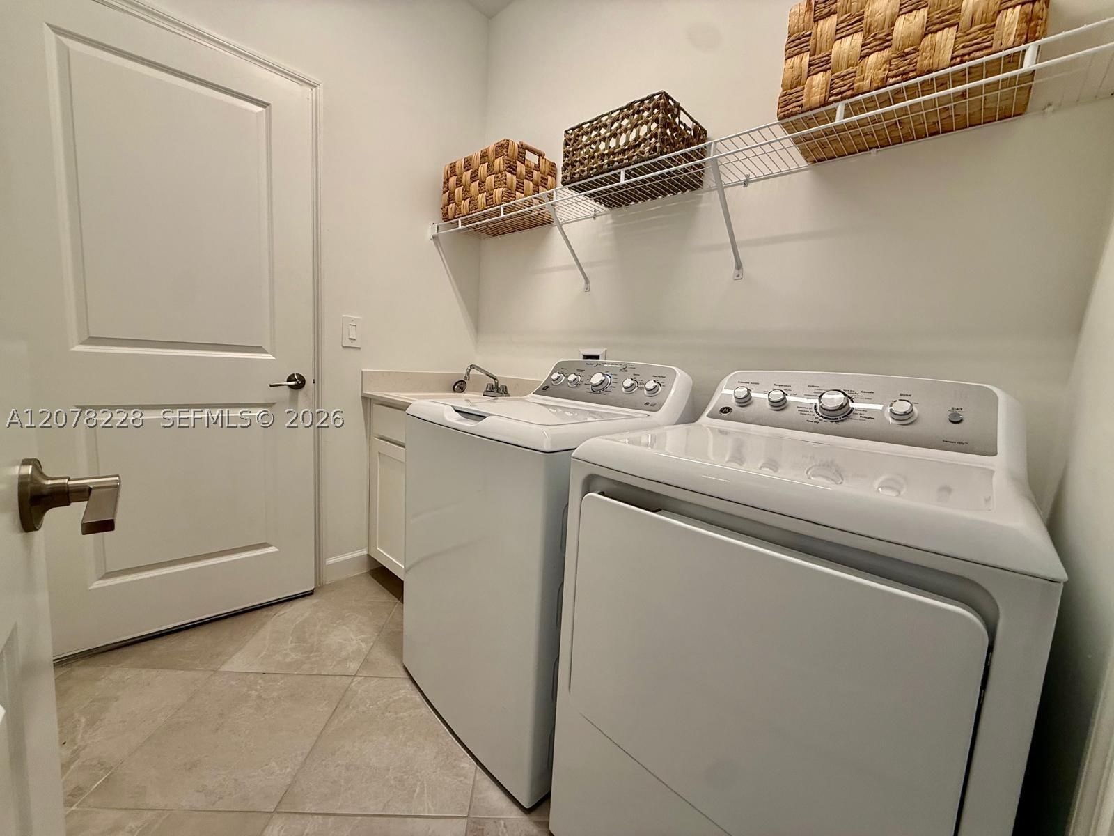 Real estate property located at 9291 Aqua Overlook Court, Lee, Ibis Landing, Lehigh Acres, FL
