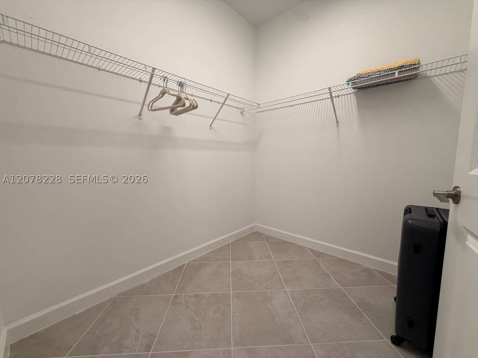 Real estate property located at 9291 Aqua Overlook Court, Lee, Ibis Landing, Lehigh Acres, FL