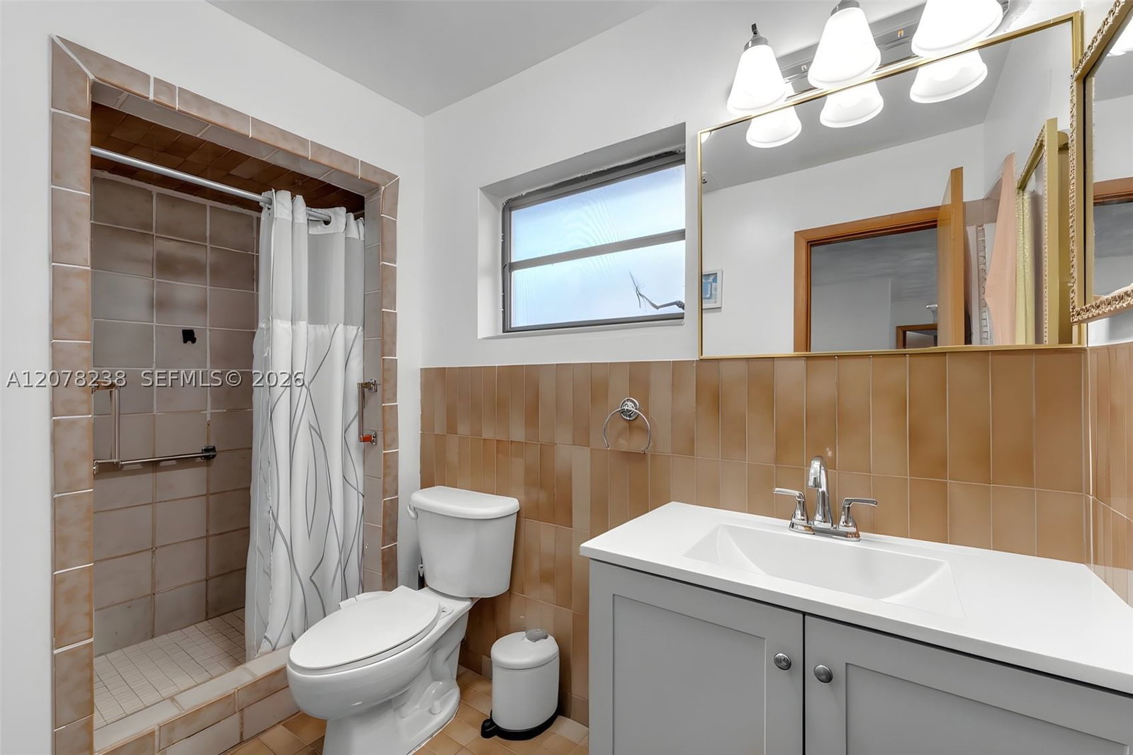 Real estate property located at 325 122nd Ave, Miami-dade, Sweetwater Golf Course To, Miami, FL