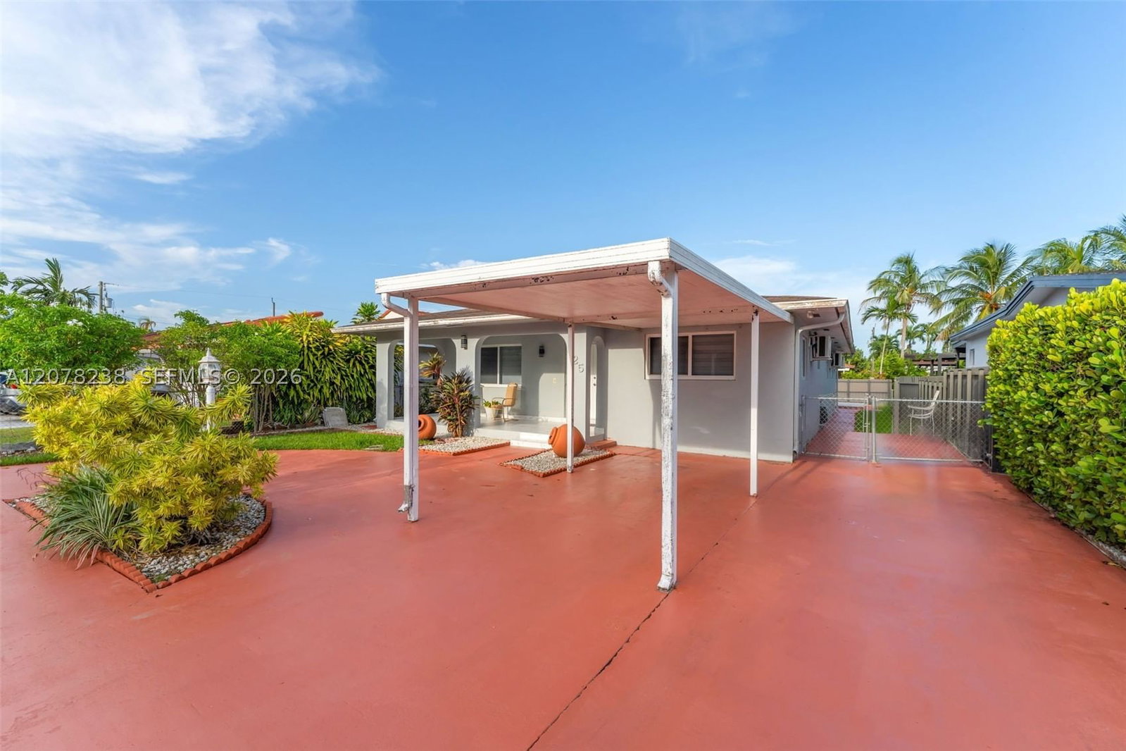 Real estate property located at 325 122nd Ave, Miami-dade, Sweetwater Golf Course To, Miami, FL