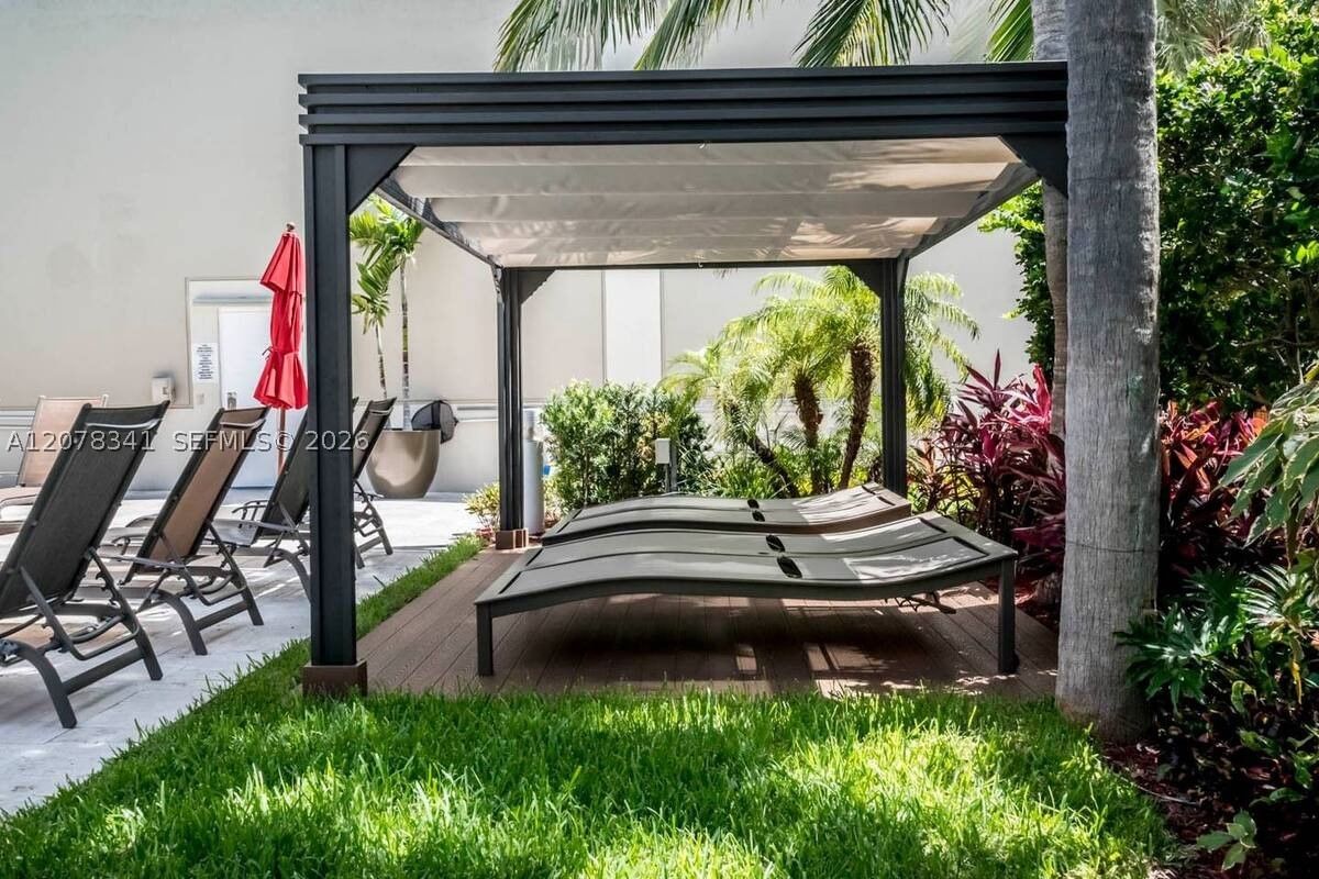 Real estate property located at 18100 Bay Rd #1009, Miami-dade, Marina Bay Club Condo Hot, Sunny Isles Beach, FL