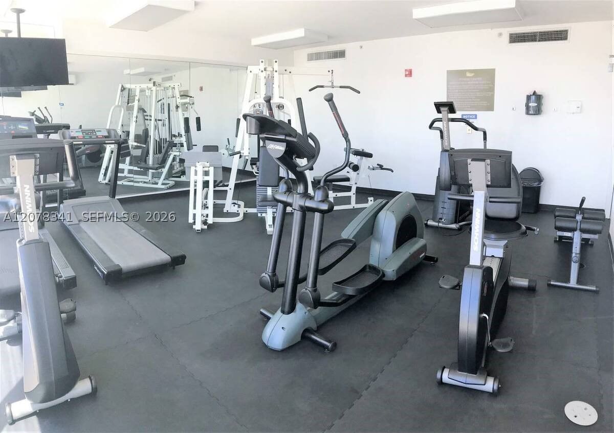 Real estate property located at 18100 Bay Rd #1009, Miami-dade, Marina Bay Club Condo Hot, Sunny Isles Beach, FL