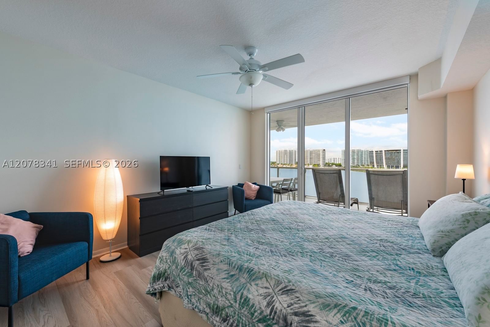 Real estate property located at 18100 Bay Rd #1009, Miami-dade, Marina Bay Club Condo Hot, Sunny Isles Beach, FL