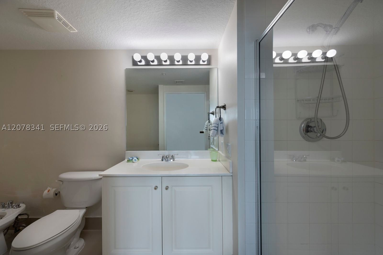 Real estate property located at 18100 Bay Rd #1009, Miami-dade, Marina Bay Club Condo Hot, Sunny Isles Beach, FL