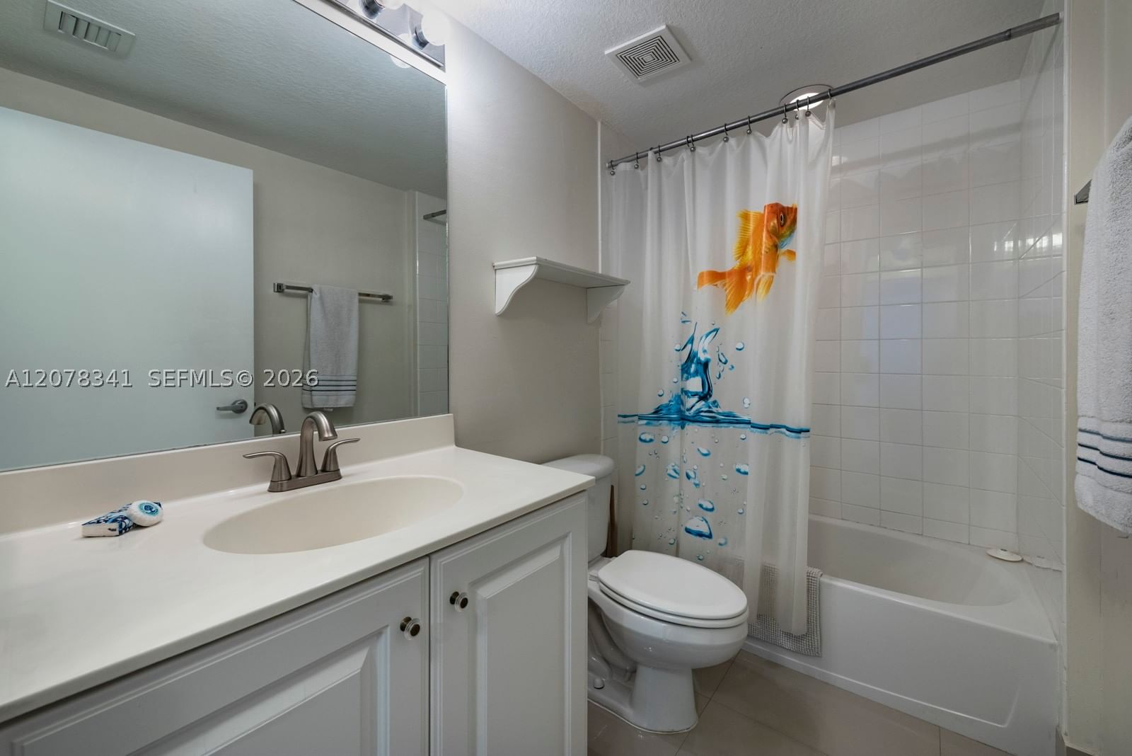 Real estate property located at 18100 Bay Rd #1009, Miami-dade, Marina Bay Club Condo Hot, Sunny Isles Beach, FL