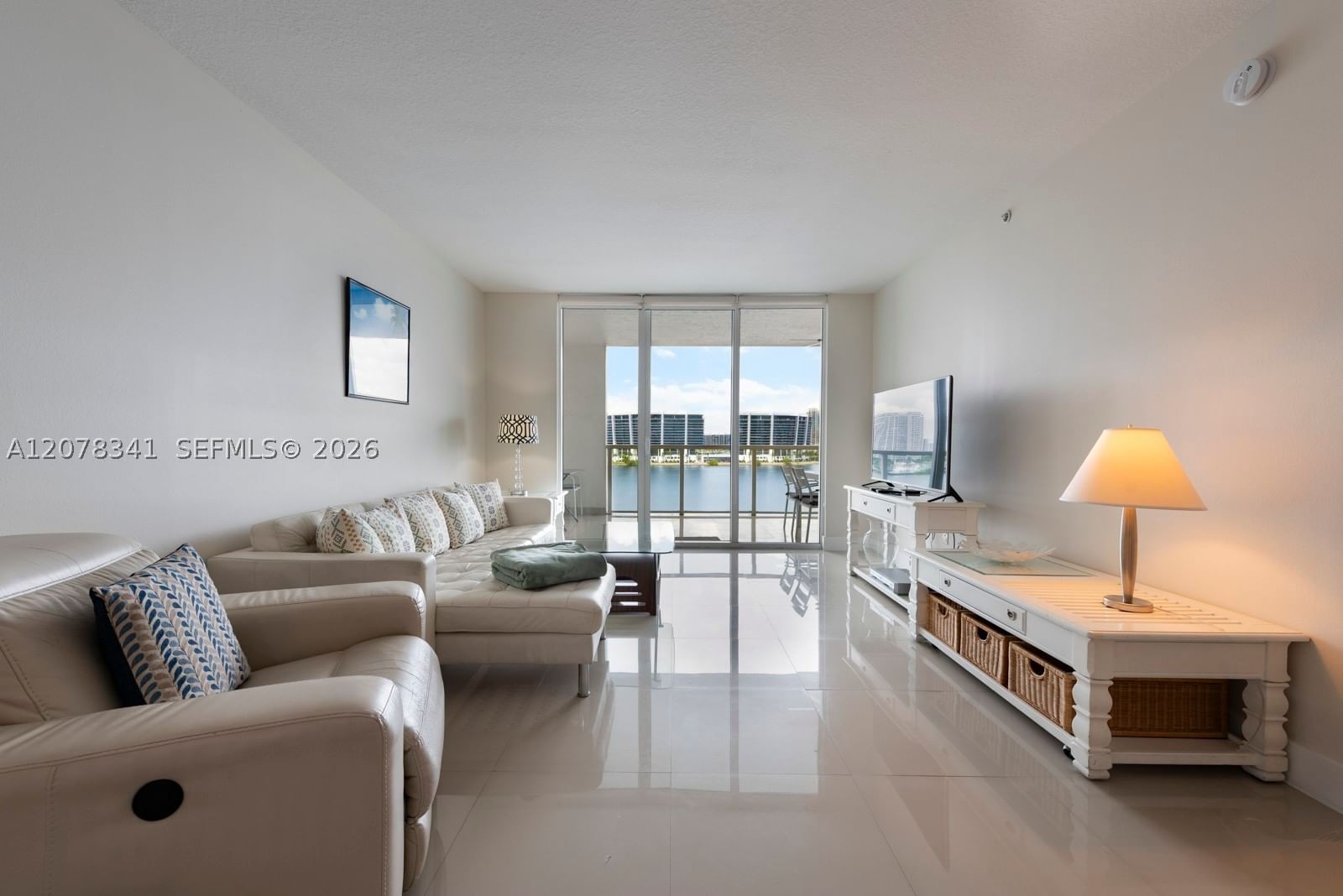 Real estate property located at 18100 Bay Rd #1009, Miami-dade, Marina Bay Club Condo Hot, Sunny Isles Beach, FL