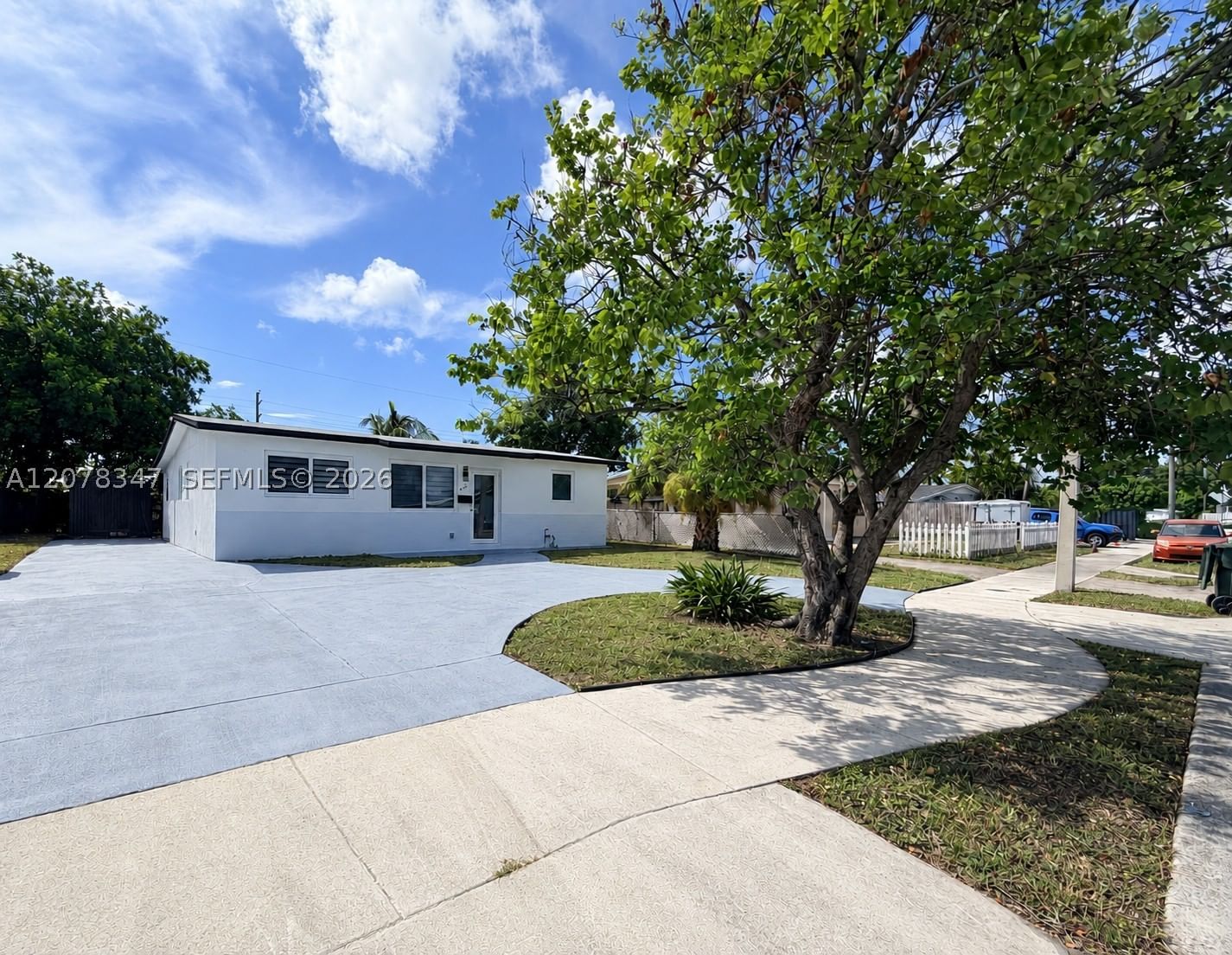 Real estate property located at 4130 11th Ave, Broward, Twin Lakes Homes Sec 3, Oakland Park, FL