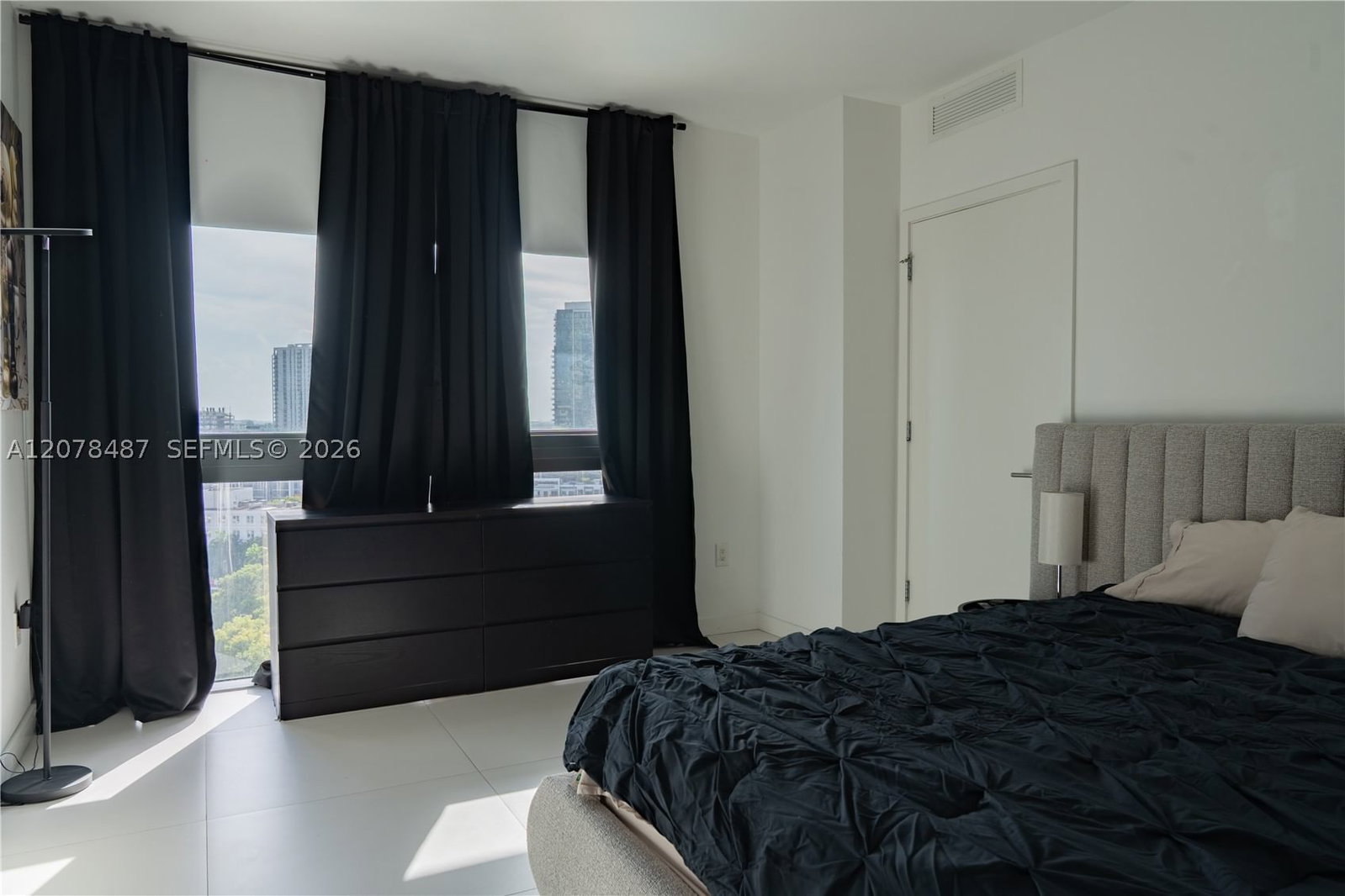 Real estate property located at 501 31st St #1209, Miami-dade, Paraiso Bayviews Condo, Miami, FL