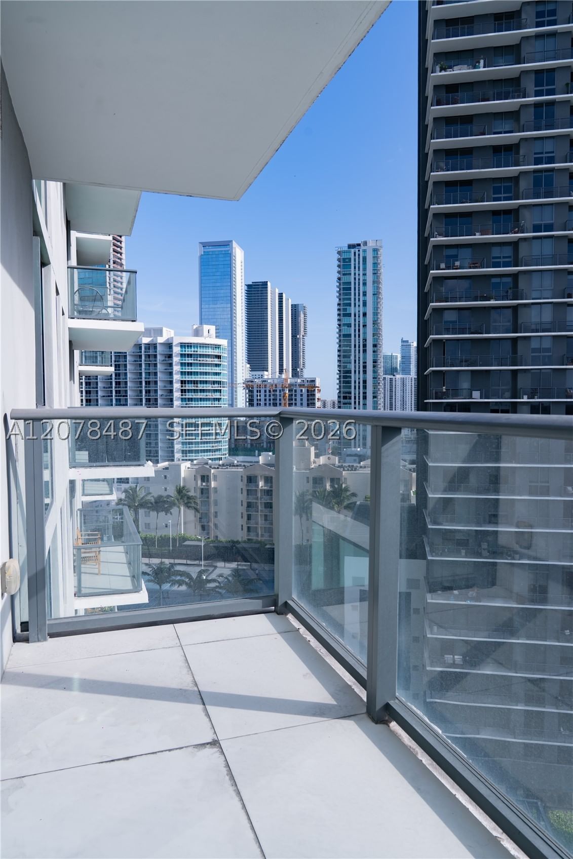 Real estate property located at 501 31st St #1209, Miami-dade, Paraiso Bayviews Condo, Miami, FL