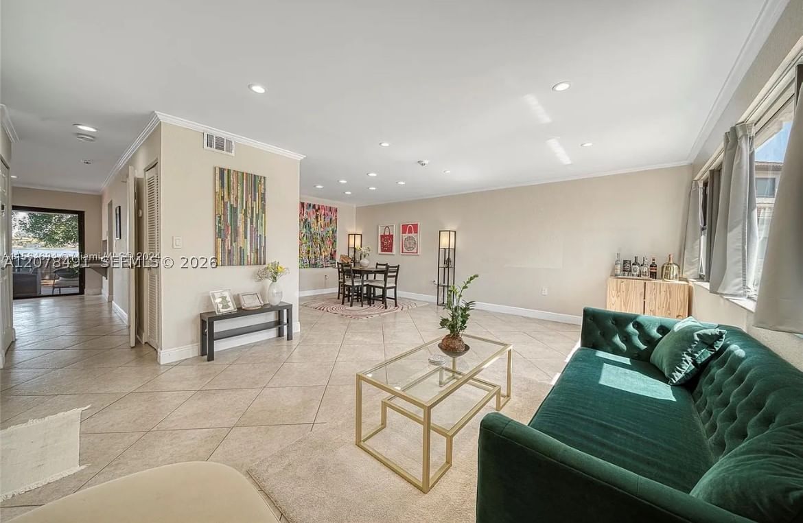 Real estate property located at 13267 9th Ln, Miami-dade, Tamiami Lakes Sec 5, Miami, FL