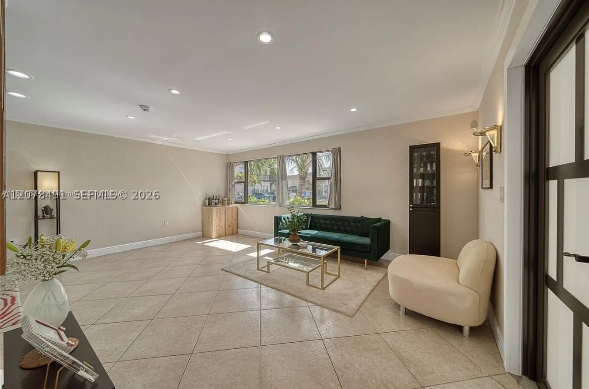 Real estate property located at 13267 9th Ln, Miami-dade, Tamiami Lakes Sec 5, Miami, FL
