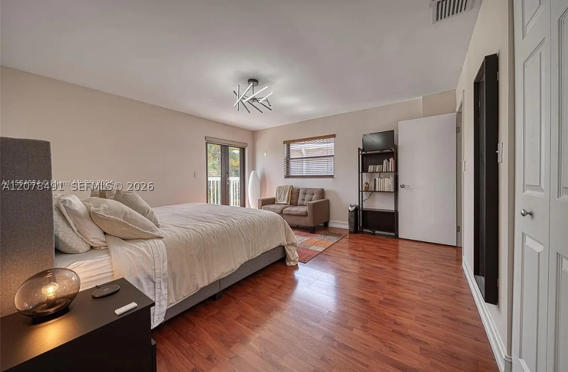 Real estate property located at 13267 9th Ln, Miami-dade, Tamiami Lakes Sec 5, Miami, FL