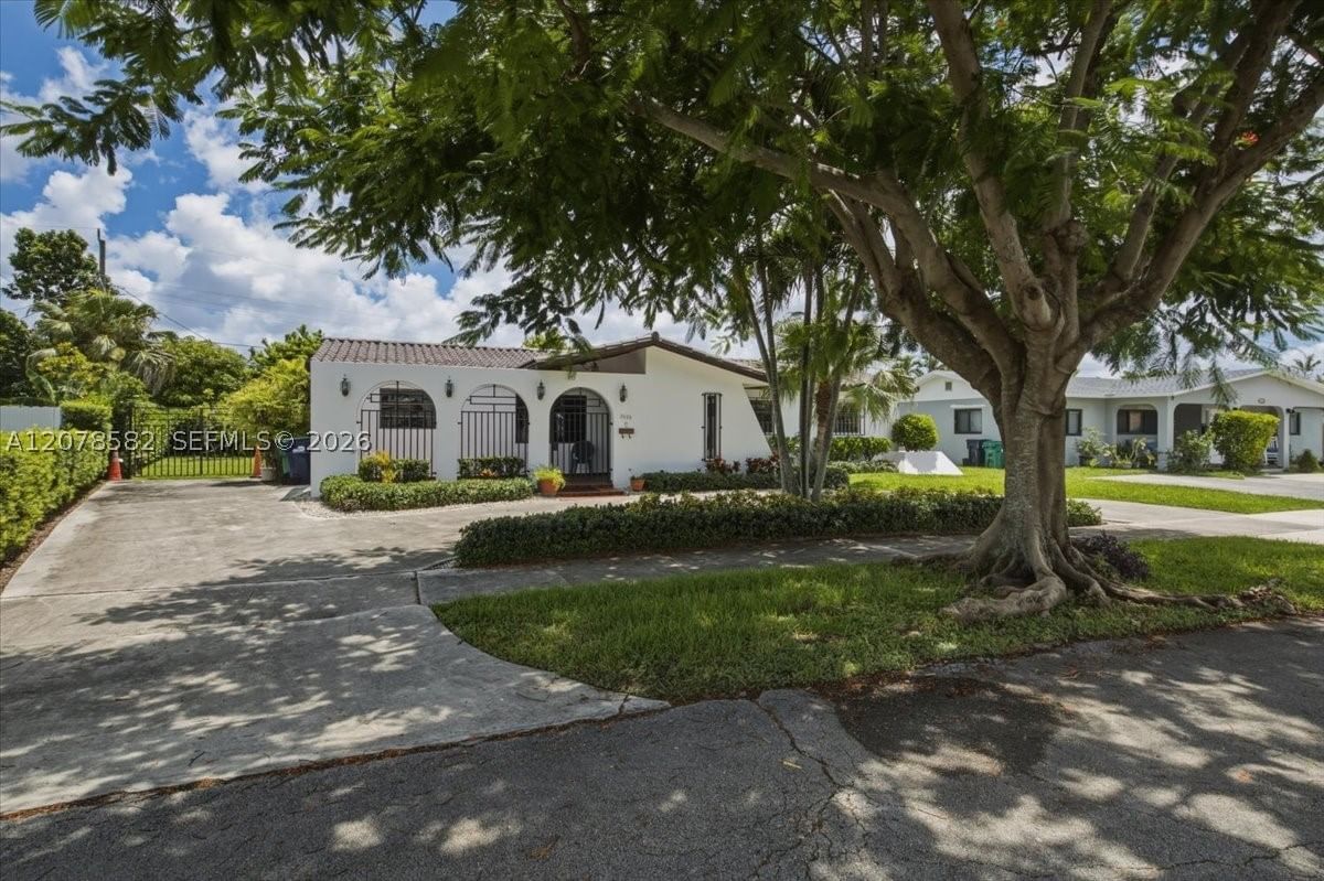 Real estate property located at 3625 122nd Pl, Miami-dade, Southern Ests 3rd Addn, Miami, FL