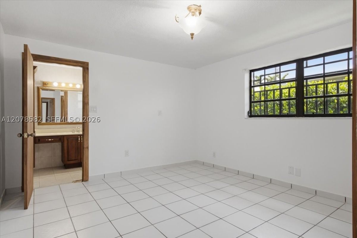 Real estate property located at 3625 122nd Pl, Miami-dade, Southern Ests 3rd Addn, Miami, FL