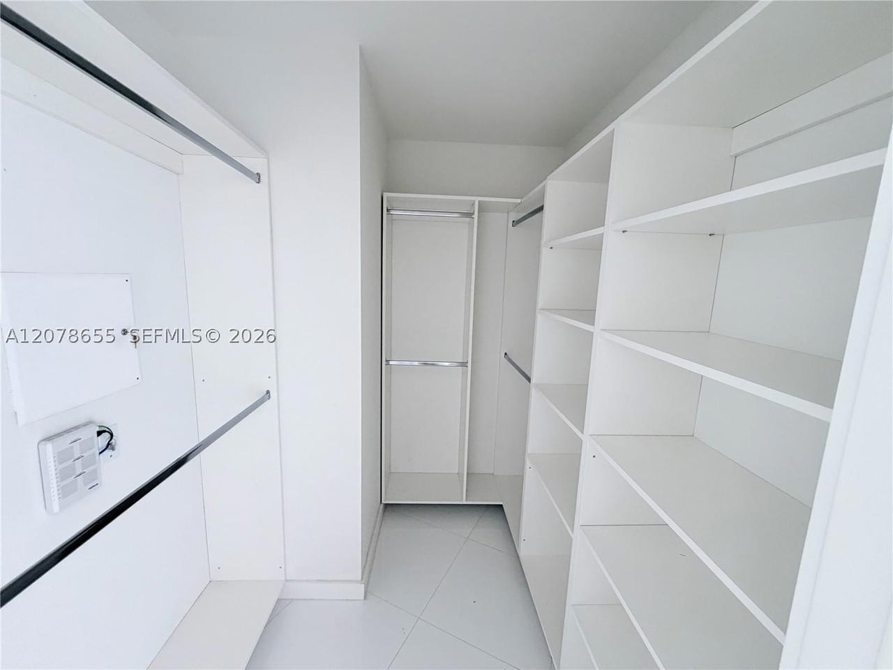 Real estate property located at 851 1st Ave #3202, Miami-dade, Paramount Miami World, Miami, FL