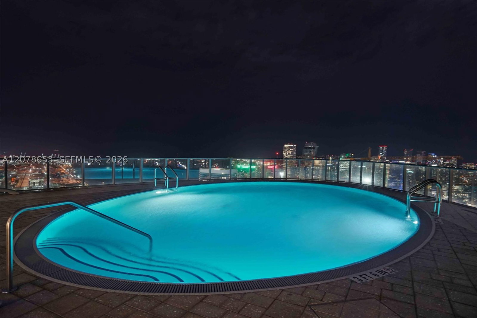 Real estate property located at 851 1st Ave #3202, Miami-dade, Paramount Miami World, Miami, FL