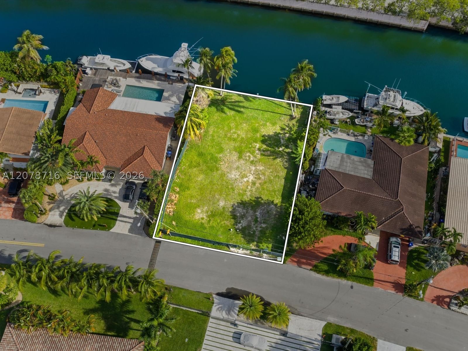 Real estate property located at 3030 164th St, Miami-dade, Eastern Shores, North Miami Beach, FL