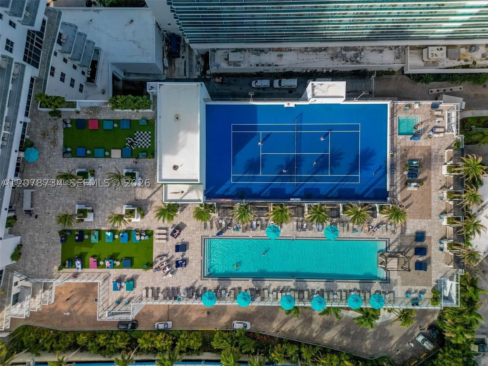 Real estate property located at 4010 Ocean Dr R2507, Broward, 4010 South Ocean Condo, Hollywood, FL