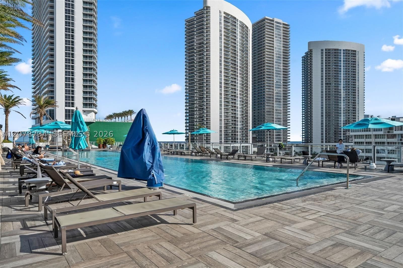 Real estate property located at 4010 Ocean Dr R2507, Broward, 4010 South Ocean Condo, Hollywood, FL