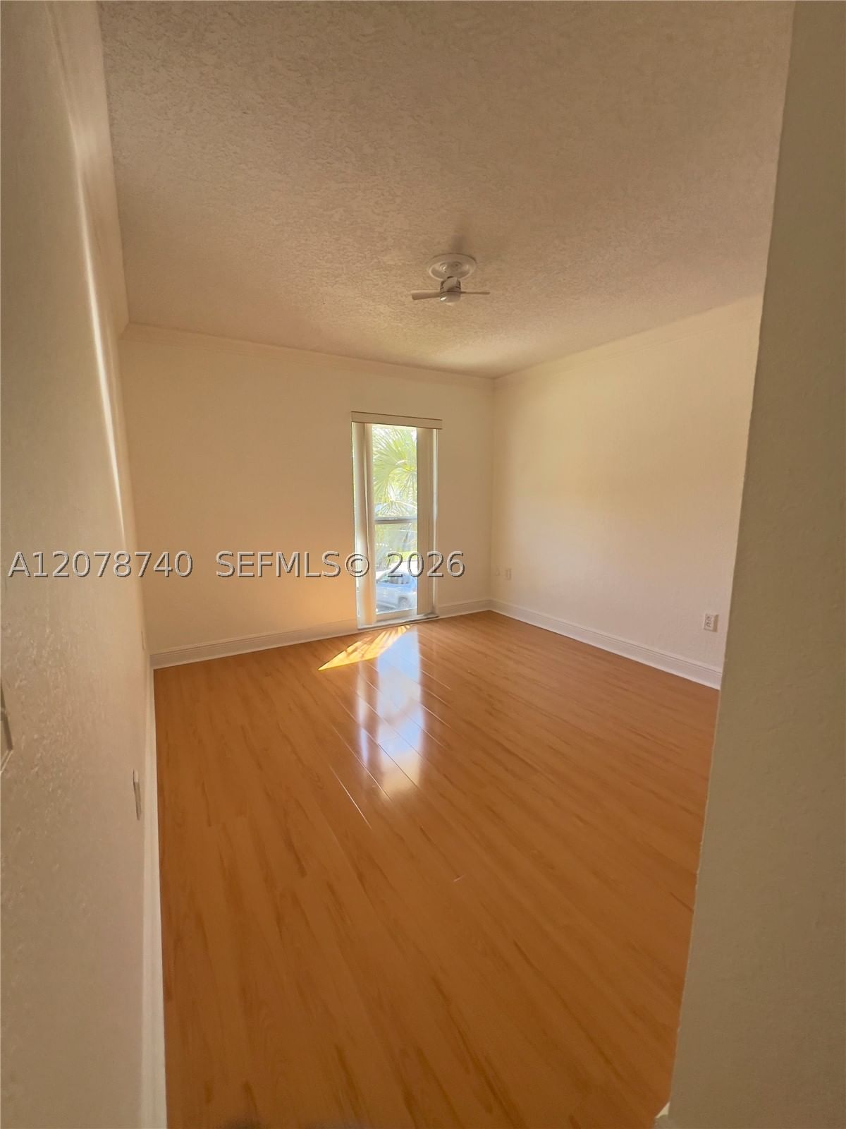 Real estate property located at 3302 Farragut St #5f, Broward, Hollywood Gardens Condomi, Hollywood, FL