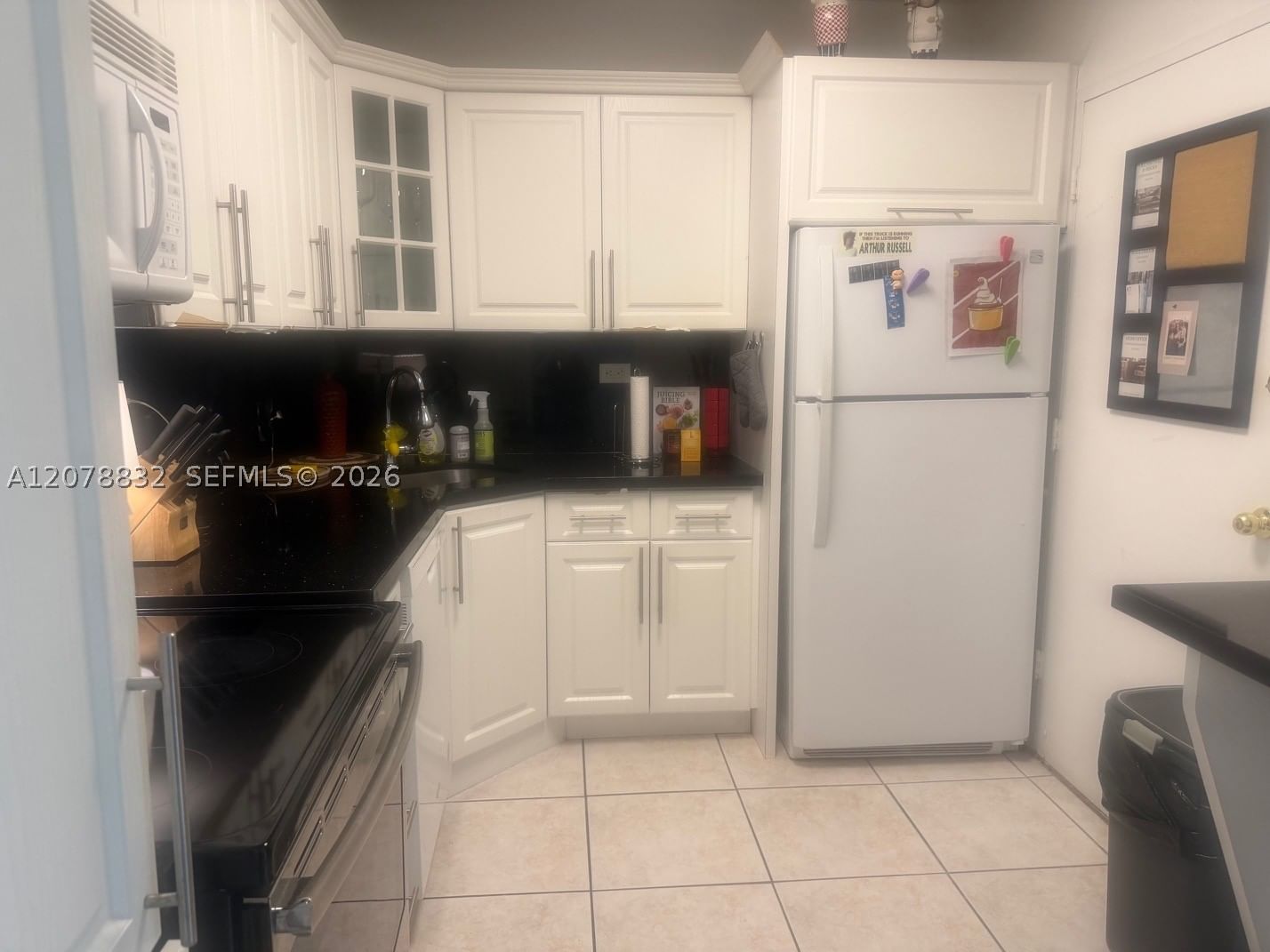 Real estate property located at 5601 Collins Ave #415, Miami-dade, The Pavilion Condo, Miami Beach, FL