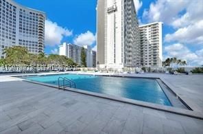 Real estate property located at 5601 Collins Ave #415, Miami-dade, The Pavilion Condo, Miami Beach, FL