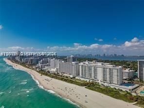 Real estate property located at 5601 Collins Ave #415, Miami-dade, The Pavilion Condo, Miami Beach, FL