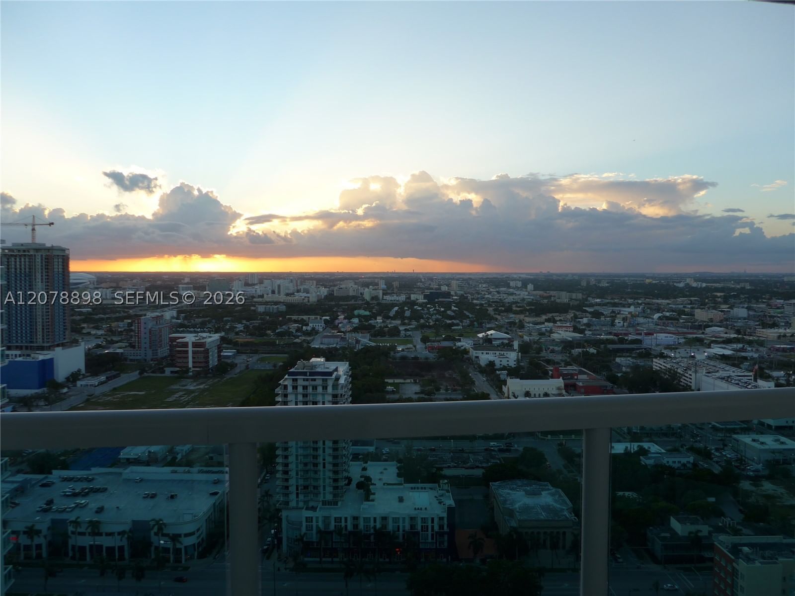 Real estate property located at 1800 Bayshore Dr #3710, Miami-dade, 1800 Club Condo, Miami, FL