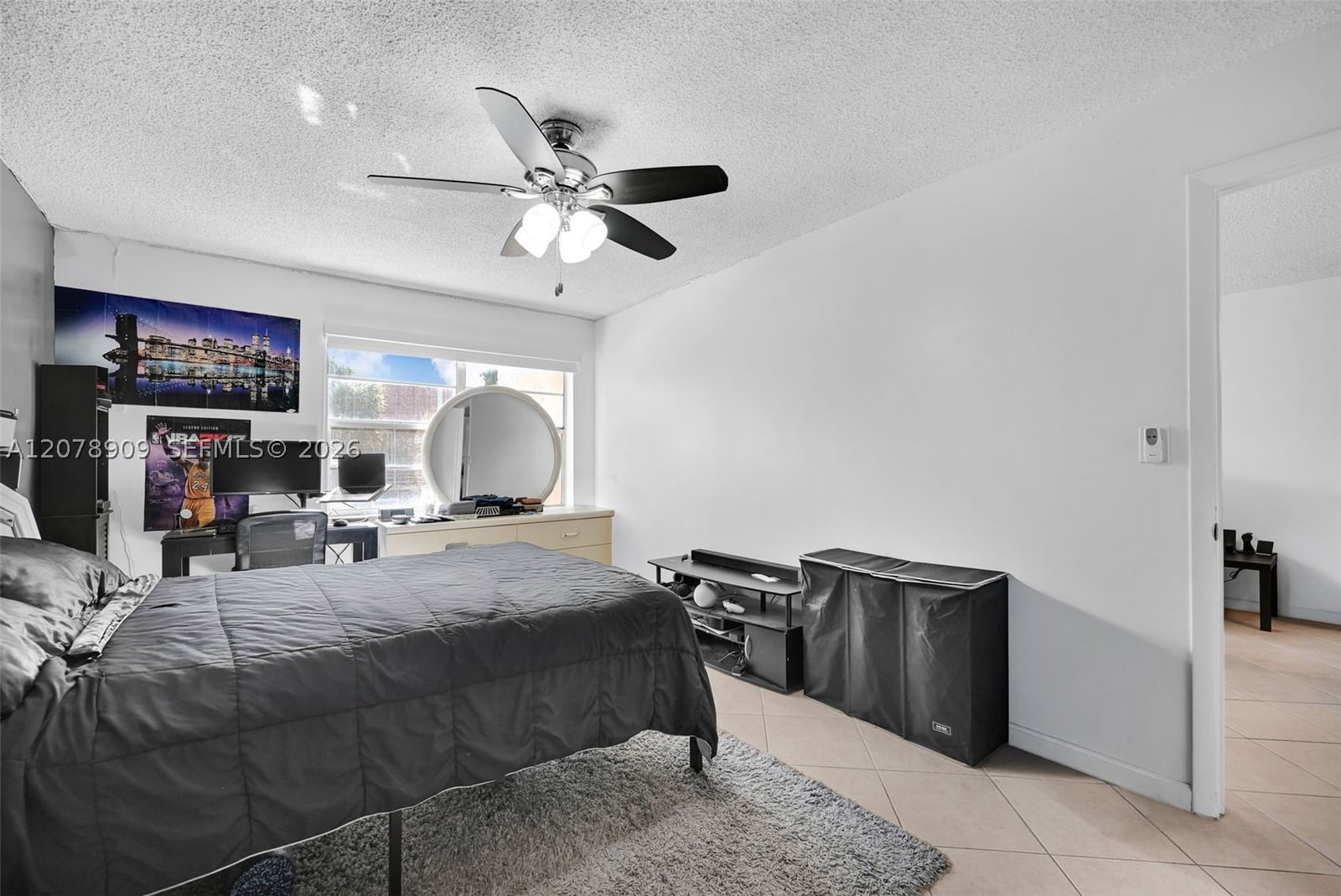 Real estate property located at 7610 Stirling Rd #206F, Broward, Countryside Condo, Davie, FL