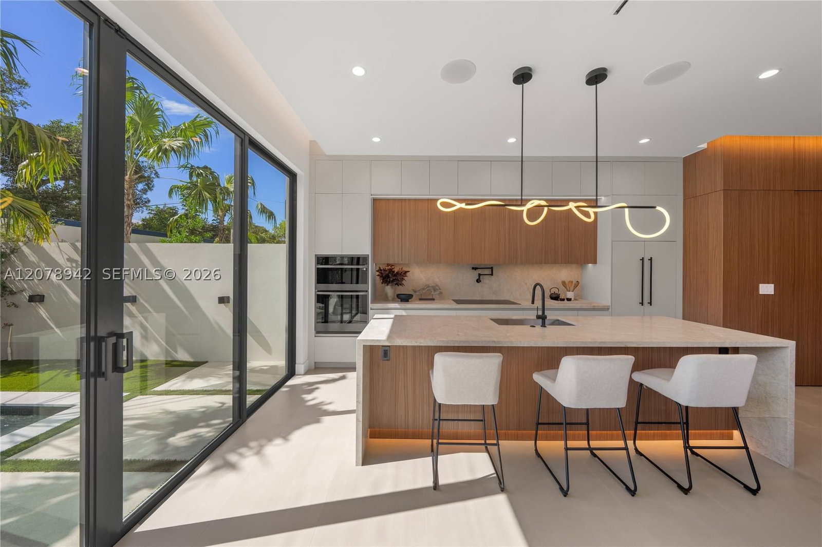 Real estate property located at 3910 3rd Ave, Miami-dade, Bay Vista Park, Miami, FL