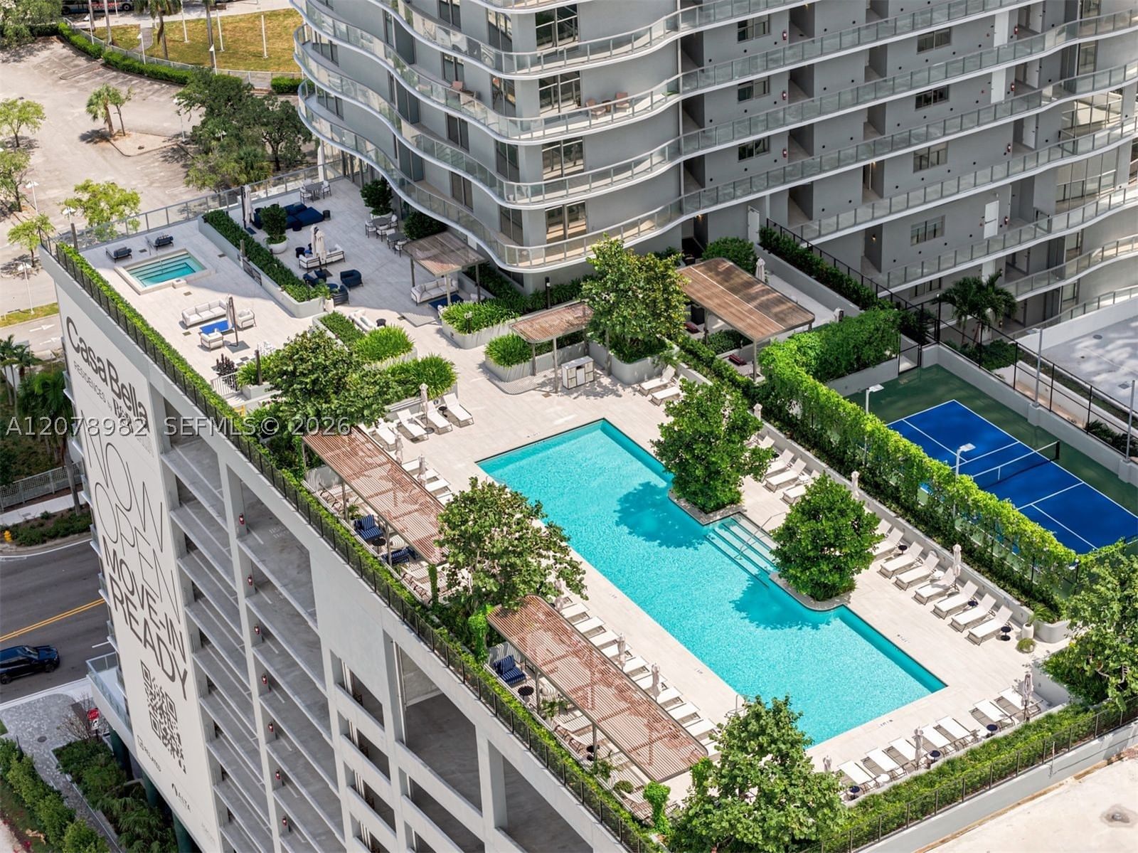 Real estate property located at 1400 Biscayne Blvd #505, Miami-dade, Casa Bella Condominium, Miami, FL