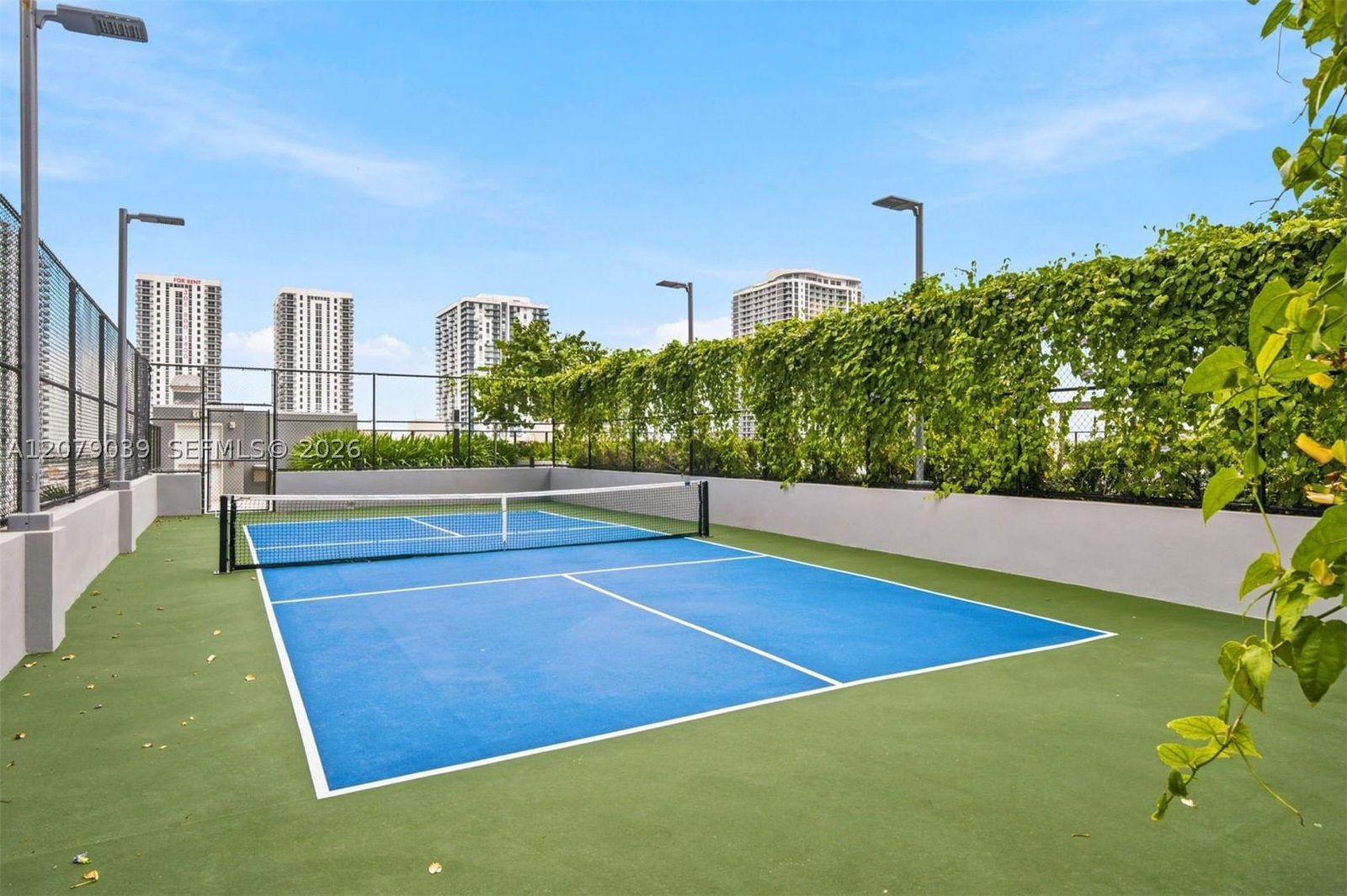 Real estate property located at 1400 Biscayne Blvd #1205, Miami-dade, Casa Bella Condominium, Miami, FL