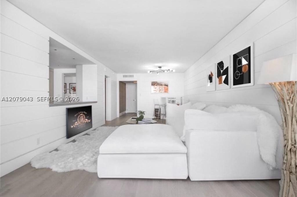 Real estate property located at 2655 Collins Ave #1003, Miami-dade, Mirasol Ocean Towers Cond, Miami Beach, FL