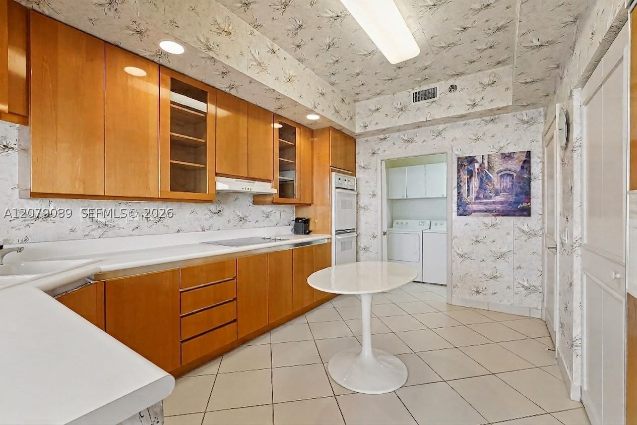 Real estate property located at 21150 Point Pl #3004, Miami-dade, Atlantic Ii At The Point, Aventura, FL