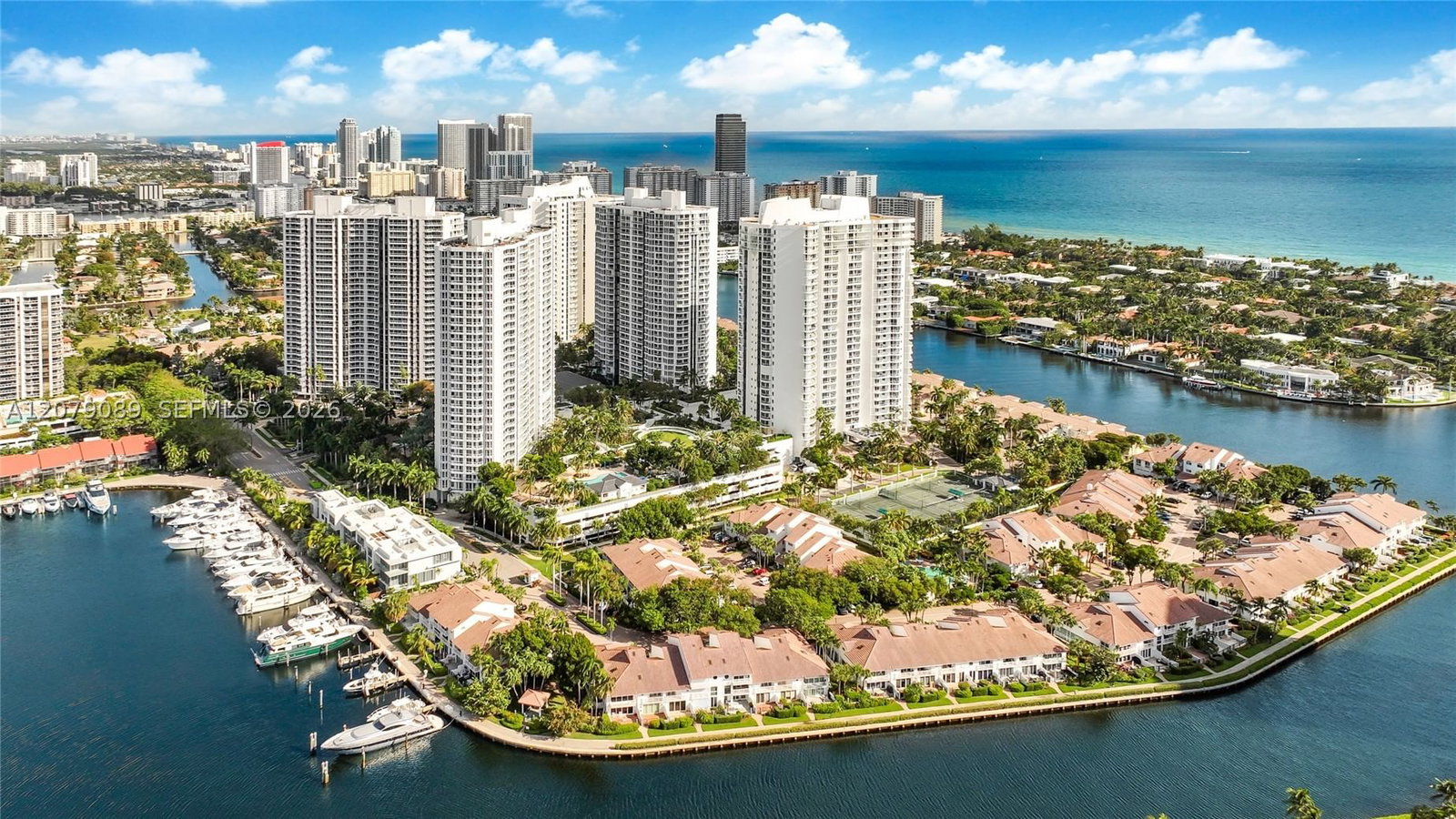 Real estate property located at 21150 Point Pl #3004, Miami-dade, Atlantic Ii At The Point, Aventura, FL
