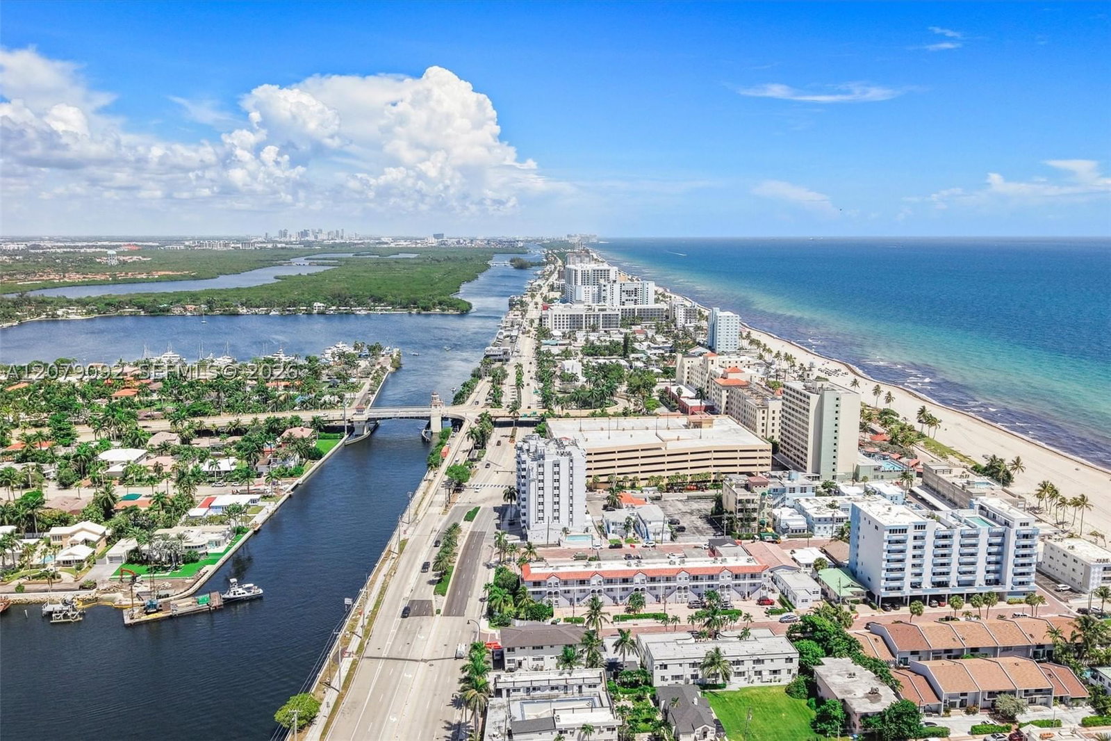 Real estate property located at 211 Ocean Dr #302, Broward, Victoria Towers Condo, Hollywood, FL