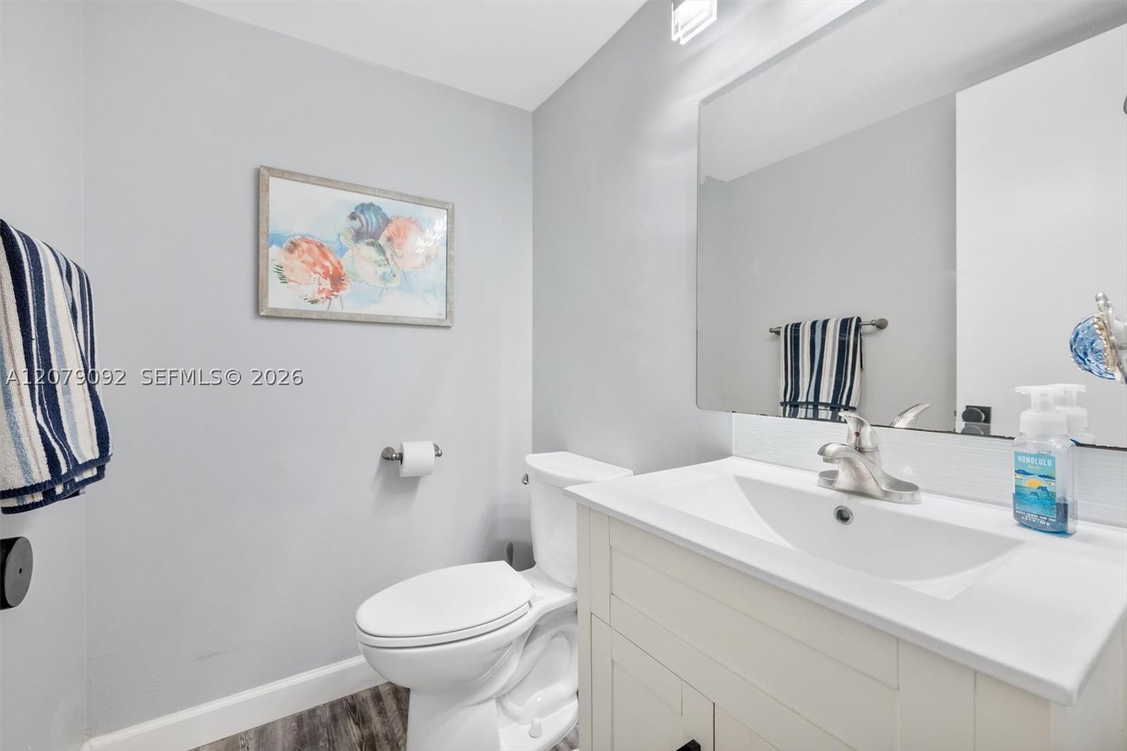 Real estate property located at 211 Ocean Dr #302, Broward, Victoria Towers Condo, Hollywood, FL