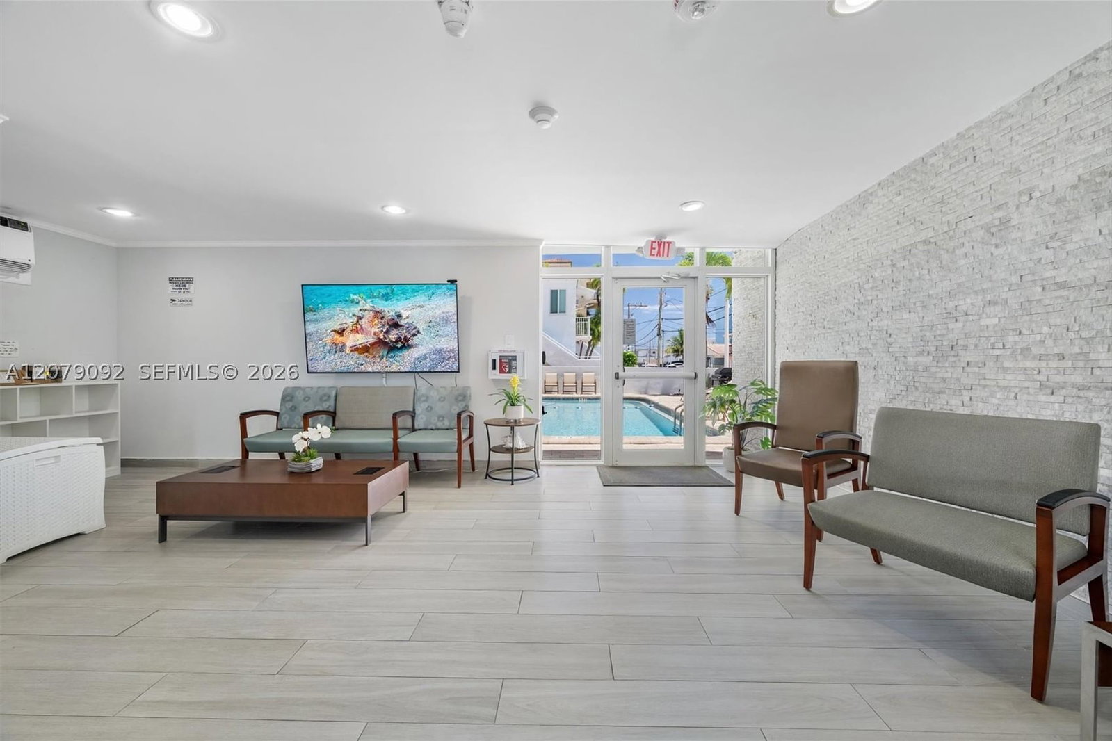 Real estate property located at 211 Ocean Dr #302, Broward, Victoria Towers Condo, Hollywood, FL