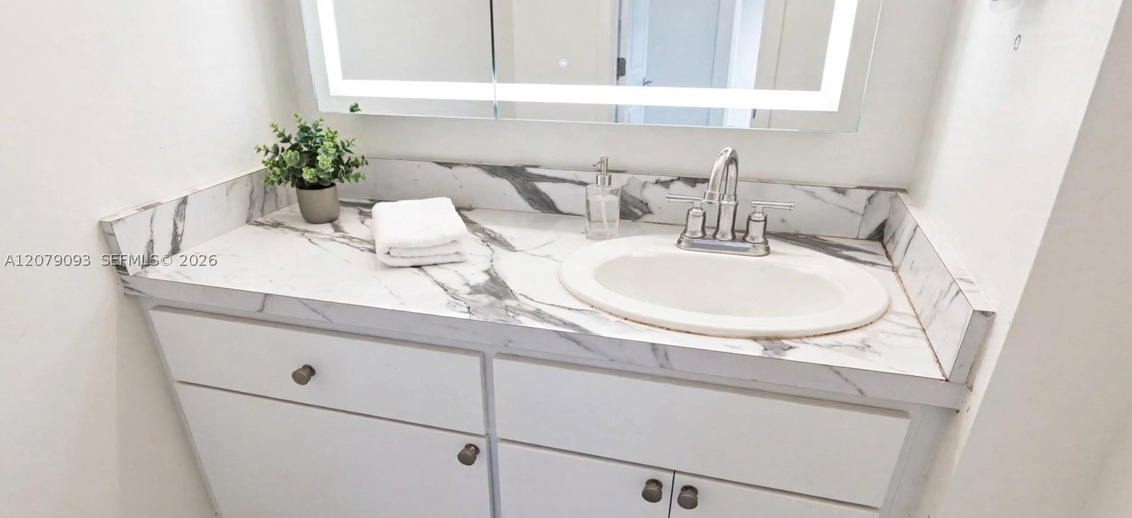 Real estate property located at 2899 Collins Ave #544, Miami-dade, Triton Tower Condo, Miami Beach, FL