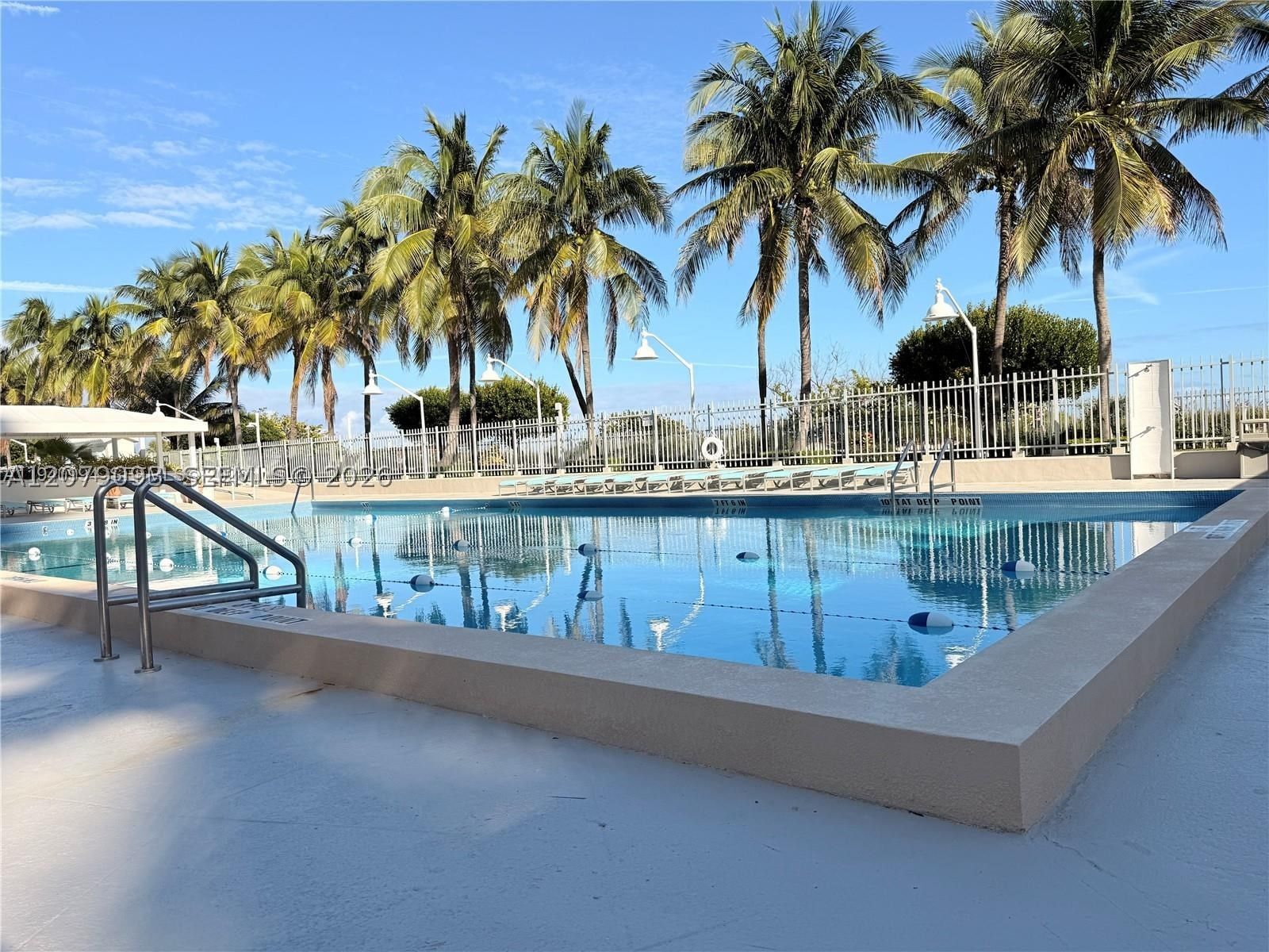 Real estate property located at 2899 Collins Ave #544, Miami-dade, Triton Tower Condo, Miami Beach, FL