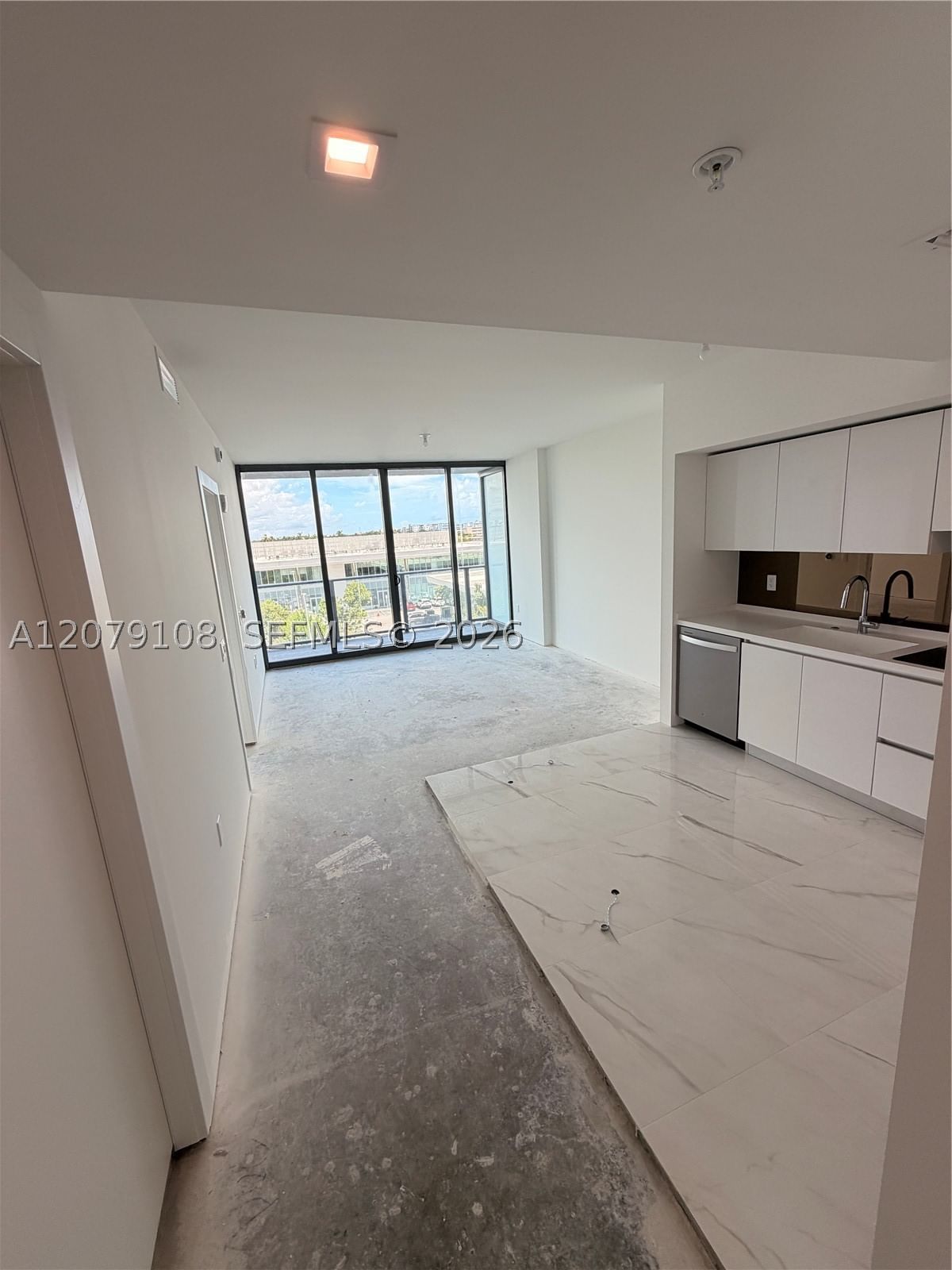 Real estate property located at 1170 E Hallandale Beach #403, Broward, Hallandale Oasis, Hallandale Beach, FL