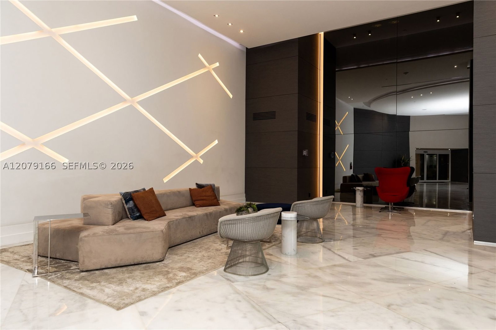 Real estate property located at 3300 192nd St #702, Miami-dade, Parc Central Aventura Eas, Aventura, FL
