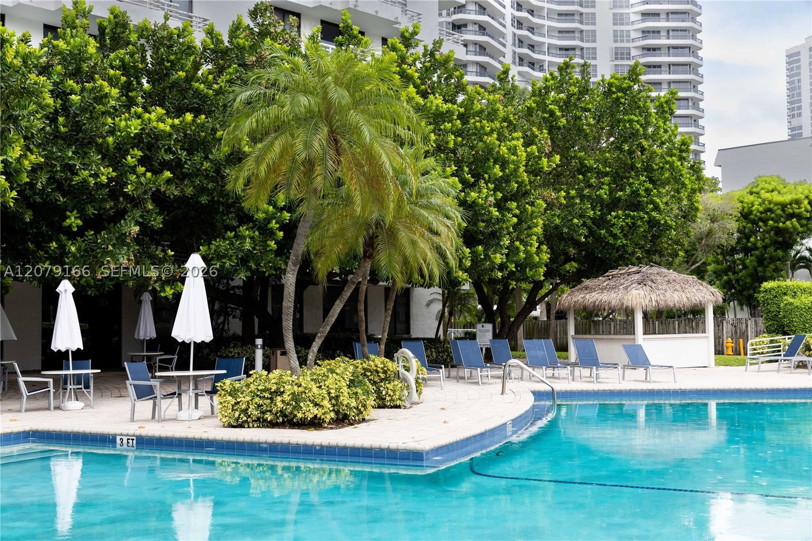 Real estate property located at 3300 192nd St #702, Miami-dade, Parc Central Aventura Eas, Aventura, FL