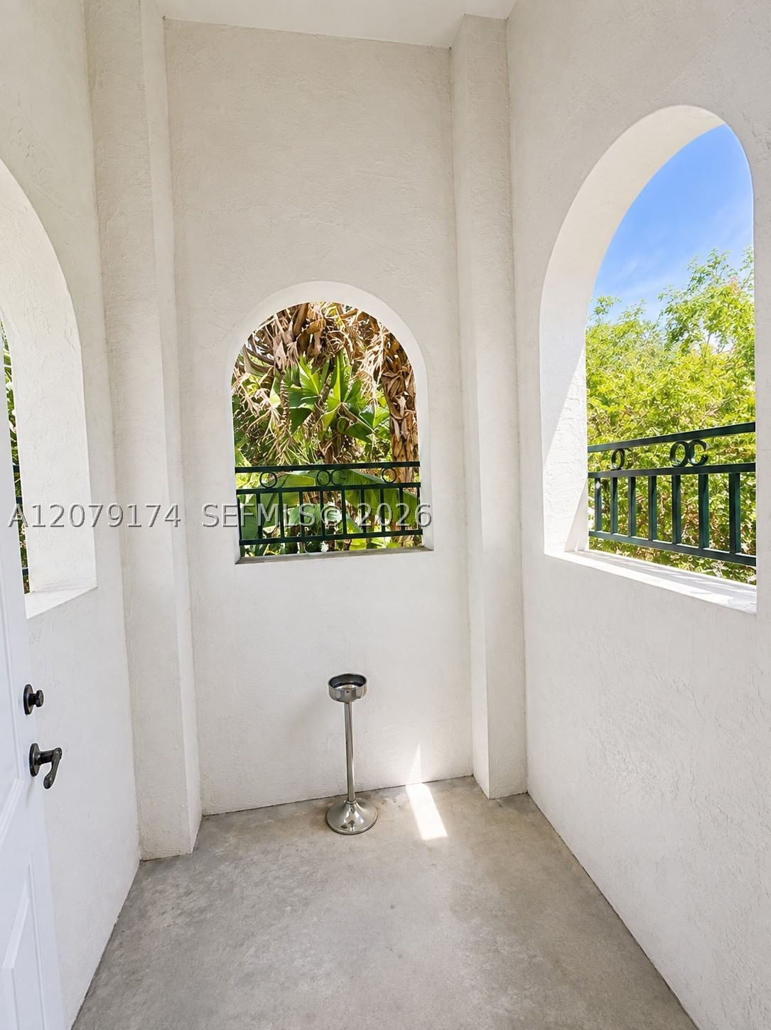 Real estate property located at 3632 30th Ct #10F, Broward, Edc Associates Plat, Lauderdale Lakes, FL