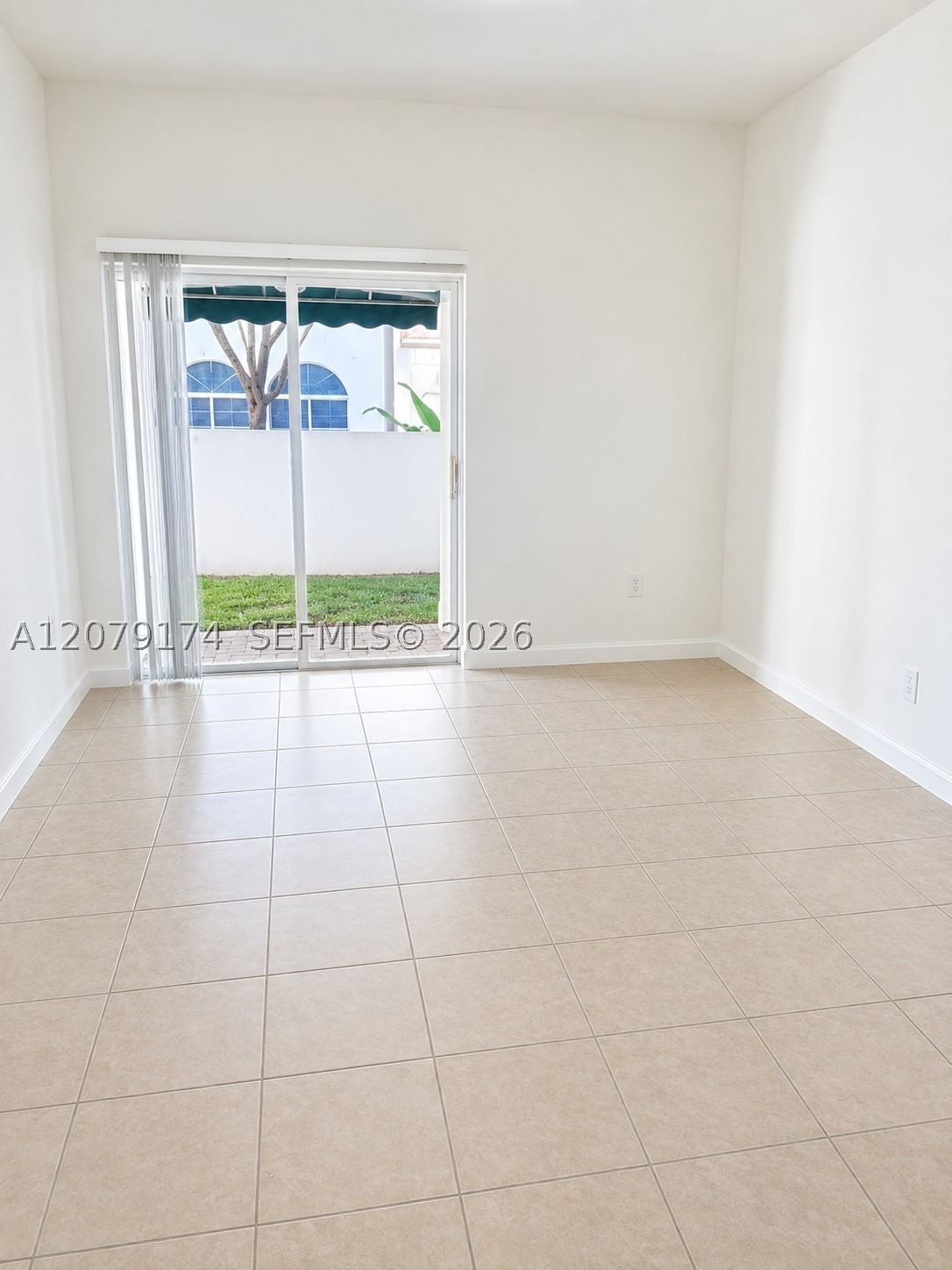 Real estate property located at 3632 30th Ct #10F, Broward, Edc Associates Plat, Lauderdale Lakes, FL