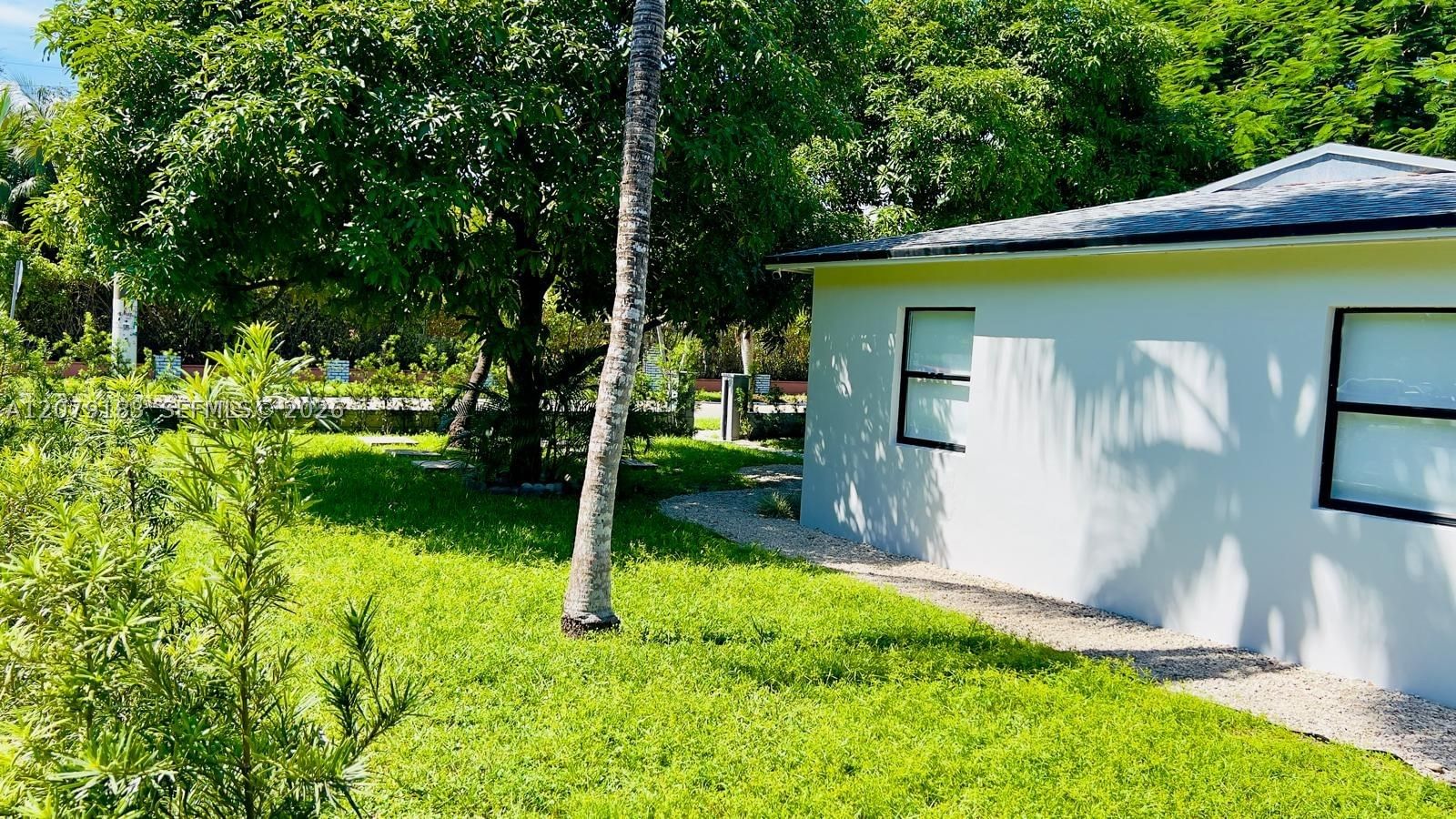 Real estate property located at 841 24th Ave, Broward, Hollywood Little Ranches, Hollywood, FL